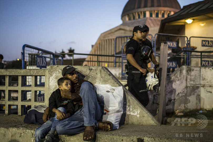 貧困や就学…問題山積、トルコに逃れたシリア難民の子たち
