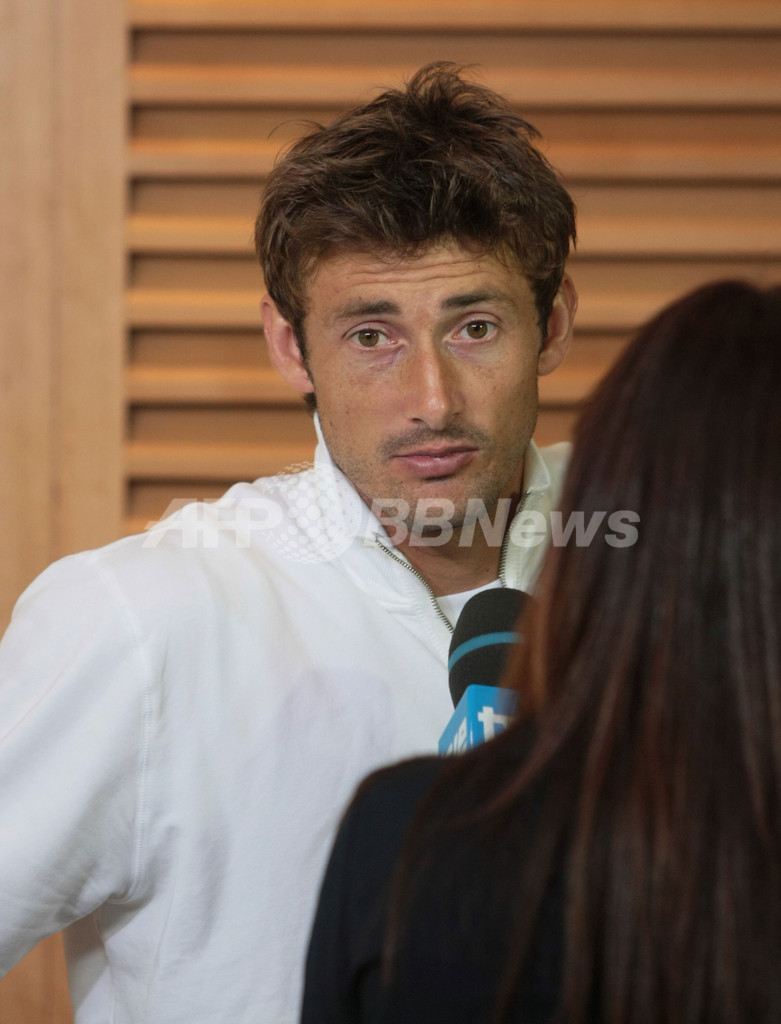 フェレーロ 怪我による途中棄権で1回戦敗退に終わる