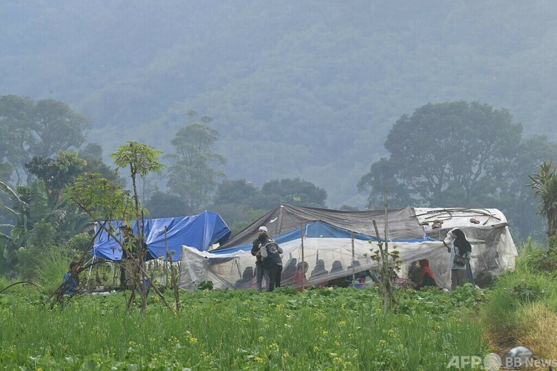 14歳少年、助けてくれた12歳友人が犠牲に…インドネシア地震