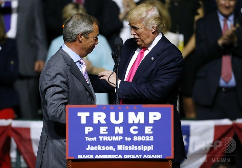 英EU離脱の急先鋒ファラージ氏、トランプ氏と直接会談