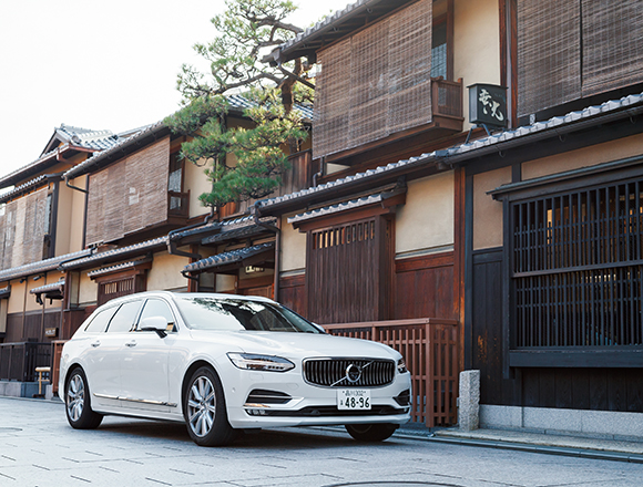 V90ディーゼルに乗って、京都のパンを巡る旅へ。パンダフル・ドライブ! V90ディーゼルに乗って、京都のパンを巡る旅へ。パンダフル・ドライブ!