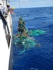 2015年に海洋上から回収された網（2018年3月22日提供）。(c)AFP PHOTO / OCEAN CLEANUP