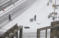 大雪に見舞われた米ニューヨークの街路（2015年1月26日撮影）。(c)AFP/Getty Images/Preston Rescigno