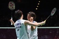 バドミントン、全英オープン、女子ダブルス決勝。優勝を喜ぶ福島由紀/廣田彩花組（2020年3月15日撮影）。 (c)Oli SCARFF / AFP