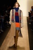 米ニューヨーク市内で発表された「BCBG マックス・アズリア」15/16年秋冬コレクション（2015年2月12日撮影）。(c)AFP/Getty Images/Frazer Harrison
