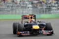 12F1第16戦韓国GP（Korean Grand Prix 2012）予選。予選に臨むレッドブル（Red Bull）のマーク・ウェーバー（Mark Webber、2012年10月13日撮影）。(c)AFP/ROSLAN RAHMAN