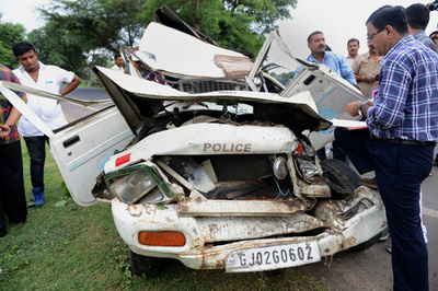 交通事故多発のインド、幹線道路沿いでの酒類販売を禁止