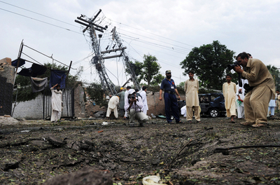 パキスタン北西部で自爆攻撃、米国人2人死亡か 米大使館は否定