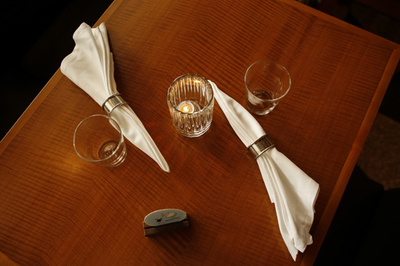 レストランの食事に大感激、チップはずんで21万円 米シカゴ