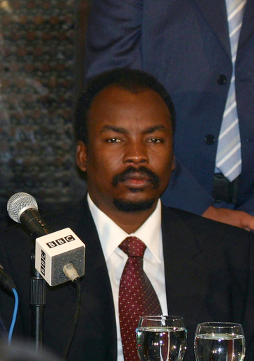 ダルフール紛争、国際刑事裁判所が2人に逮捕状 - オランダ