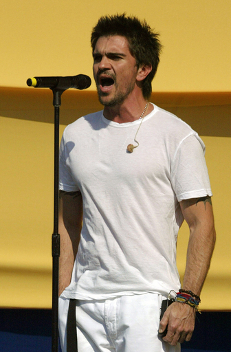 フアネス コロンビアでコンサート開催