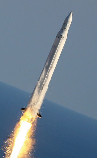 韓国初の人工衛星、軌道投入失敗後に大気圏突入で消滅か