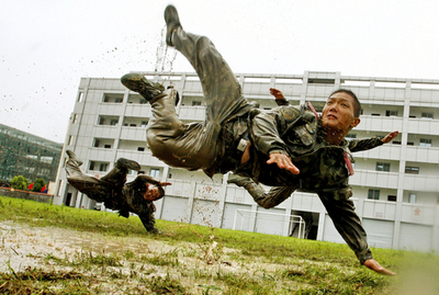 どんなテロにも対処できます！？中国特殊警察の訓練風景