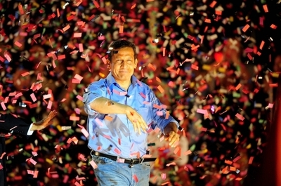 ペルー大統領選、ウマラ氏が勝利宣言