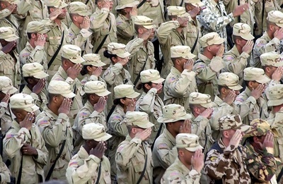 アフガン駐留米軍、和平合意後も8600人残留 トランプ氏表明