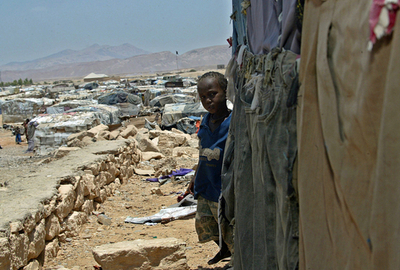 ソマリア北部で5件の自爆攻撃、24人死亡