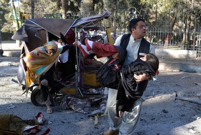 パキスタンで自転車による自爆攻撃、9人死亡35人以上負傷