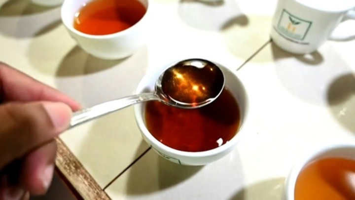 動画：セイロン紅茶の危機？ スリランカ有機革命の波紋