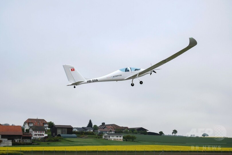成層圏を目指すソーラー機「ソーラーストラトス」、初の試験飛行