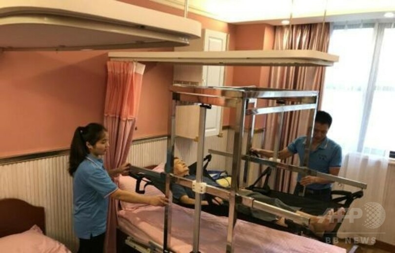 重慶の介護施設が「移動機」を自主設計