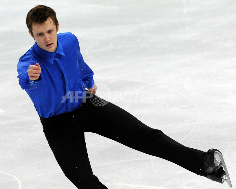 高橋が男子フィギュア初メダルの銅 優勝はライサチェク、バンクーバー冬季五輪