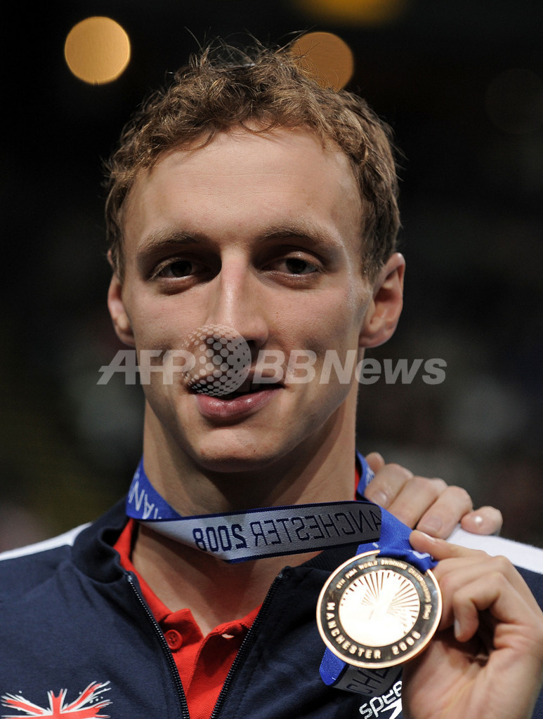 ギルクリスト 世界短水路選手権2008・男子200メートル平泳ぎを制す 写真3枚 国際ニュース：AFPBB News
