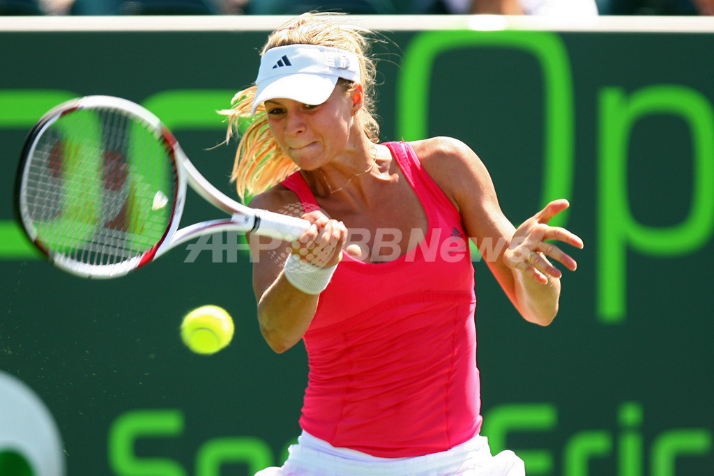 キリレンコ ボンダレンコを下し2回戦進出、ソニー・エリクソン・オープン 写真3枚 国際ニュース：AFPBB News