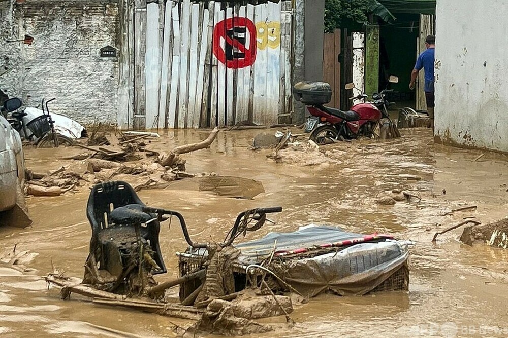 ブラジルで洪水、19人死亡 写真4枚 国際ニュース：AFPBB News