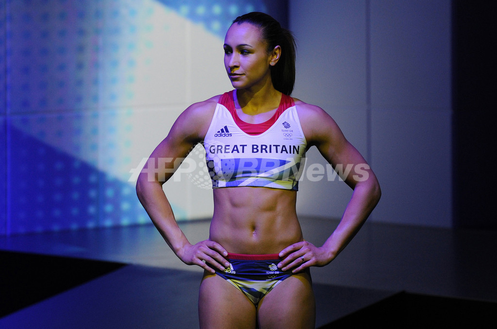 ステラ・マッカートニー、五輪のユニフォームをお披露目