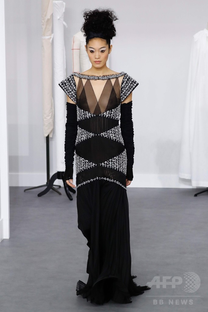 「シャネル」16/17年秋冬パリ・オートクチュール