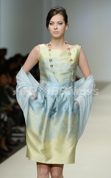 ジュン・アシダ、14年春夏コレクションを発表