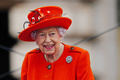 英国のエリザベス女王（2021年10月7日撮影）。(c)Victoria Jones / POOL / AFP