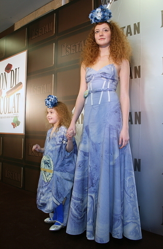 ショコラが子供服に変身、「ショコアンファン コレクション」