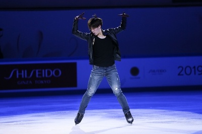 中国杯エキシビション、スケーターが華麗な舞