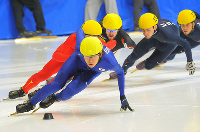 Seung-Hoon Lee ショートトラック世界選手権2008・男子3000メートルで優勝