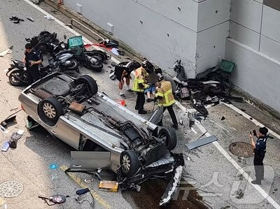ソウルのマンション敷地内で車両転覆…70代ドライバー「車が急発進」と主張