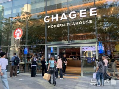 「注文開始15秒で1500杯」中国発ミルクティーが韓国上陸…韓流アイドル絶賛で4時間待ちの狂騒曲