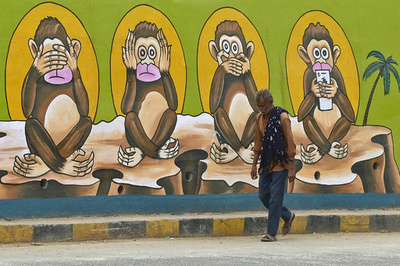 【今日の1枚】三猿に新たな仲間 インド