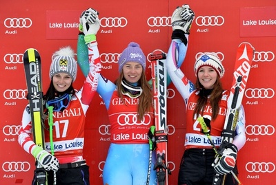 マゼが女子滑降の初戦を制す、アルペンスキーW杯