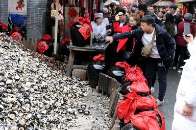 兵馬俑がラップで西安をPR？ 街の売り込みをショート動画で効果大