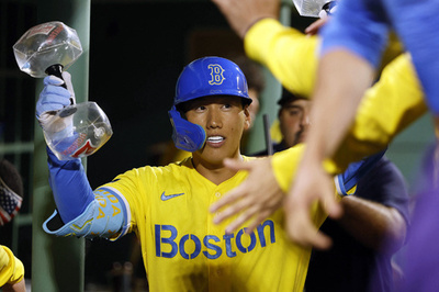 吉田正尚が12号2ラン 3安打で猛打賞