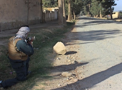 アフガン軍、北部の都市クンドゥズでタリバンを一掃