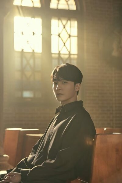 ロイ・キム、10月にカムバック…12月にコンサート開催へ