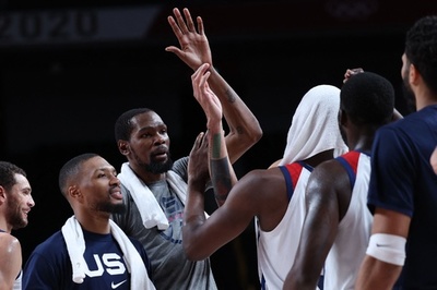 デュラントけん引の米国が豪に逆転勝利、五輪4連覇懸かる決勝へ