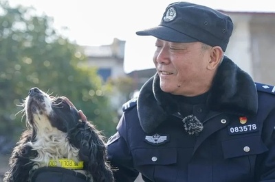 警察犬の「平和」が鉄道警察官と一緒に引退 中国