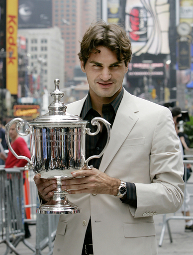 フェデラー 全米優勝の記念撮影を行う