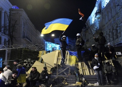 元大統領ら3人が反政権デモ支持を表明、ウクライナ