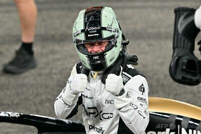 ブラッド・ピットさん、F1最終戦に登場 主演映画撮影で