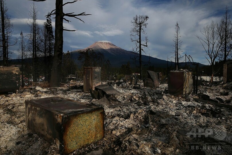 米カリフォルニア州で山火事多発、記録的な干ばつで