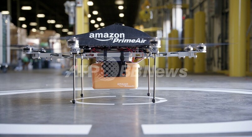 米アマゾン、無人機での商品配達サービス計画を発表